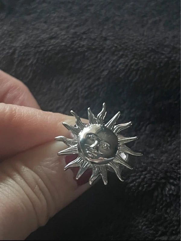 Solis Face Ring | Silver