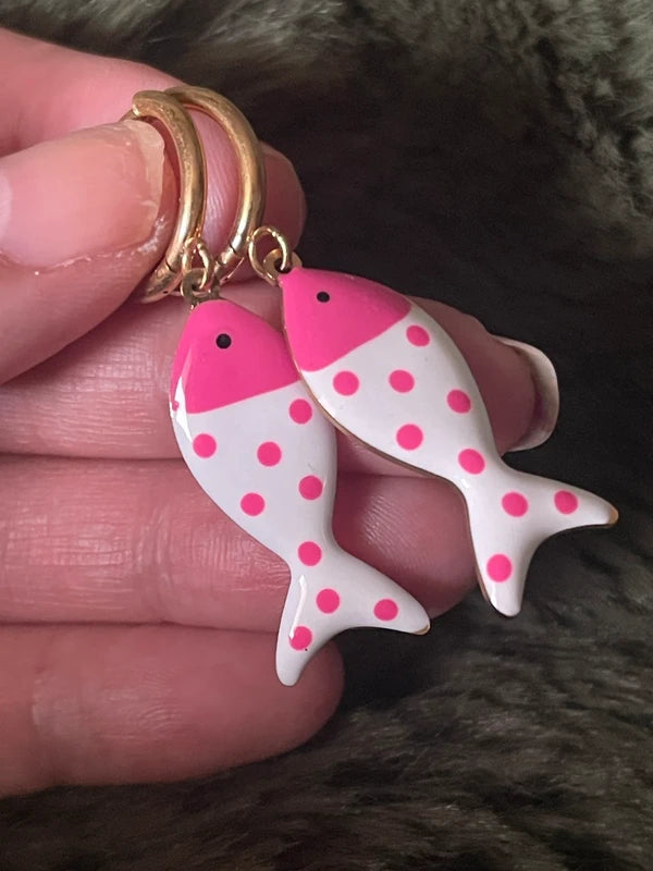 Polka-Dot Pisces | Pink