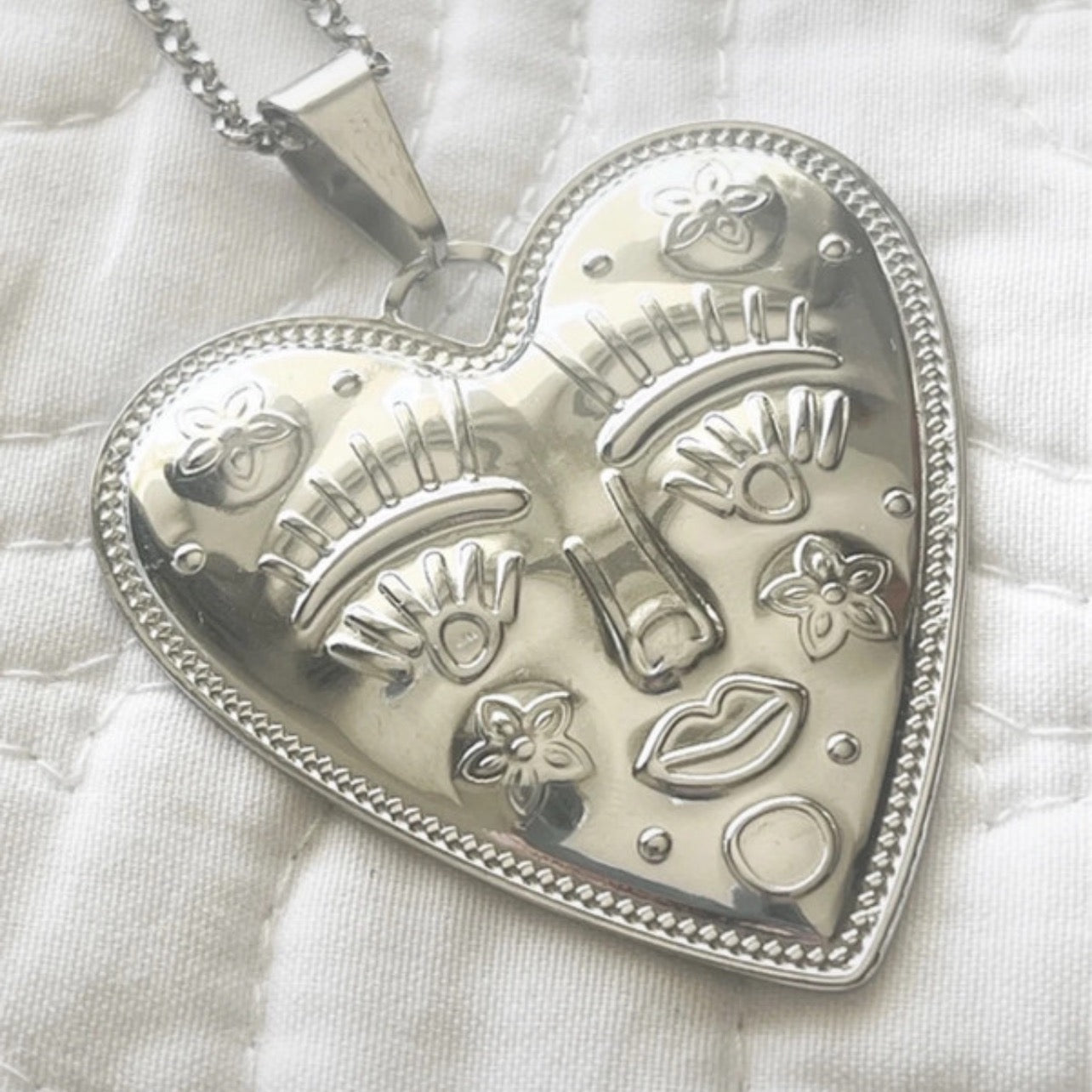 Helios Heart Medallion | Silver