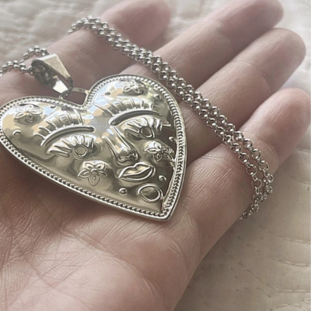 Helios Heart Medallion | Silver