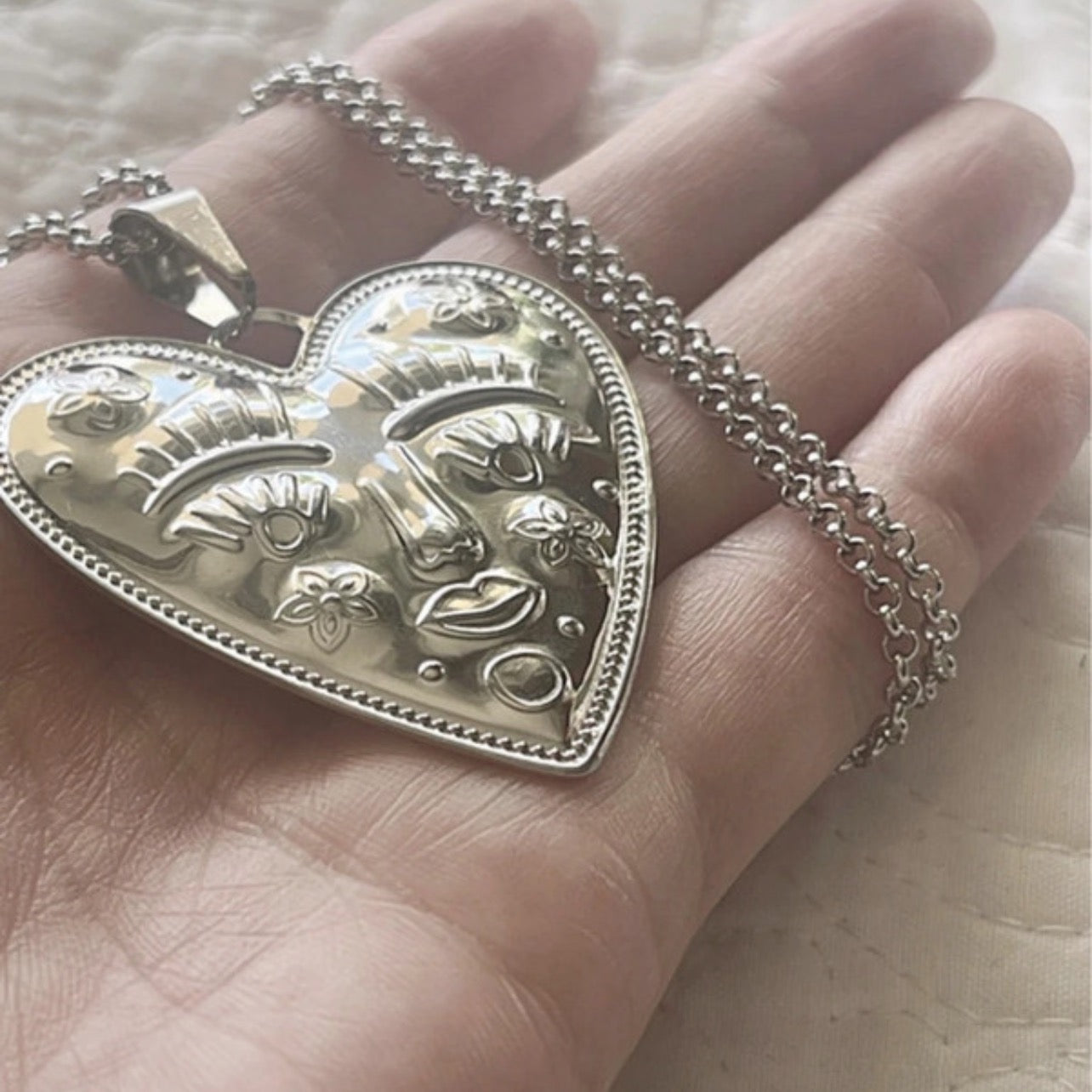 Helios Heart Medallion | Silver