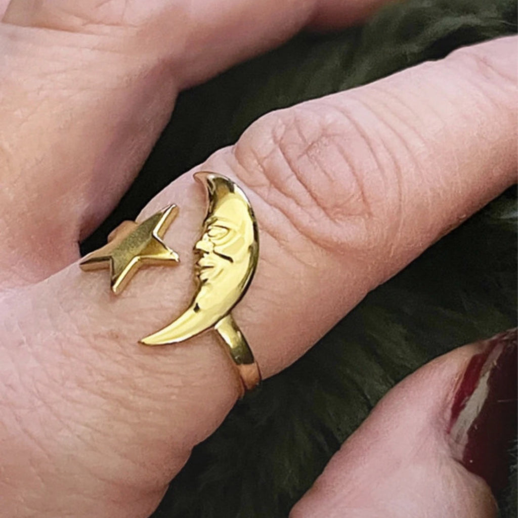Luna Face & Star Ring | Gold