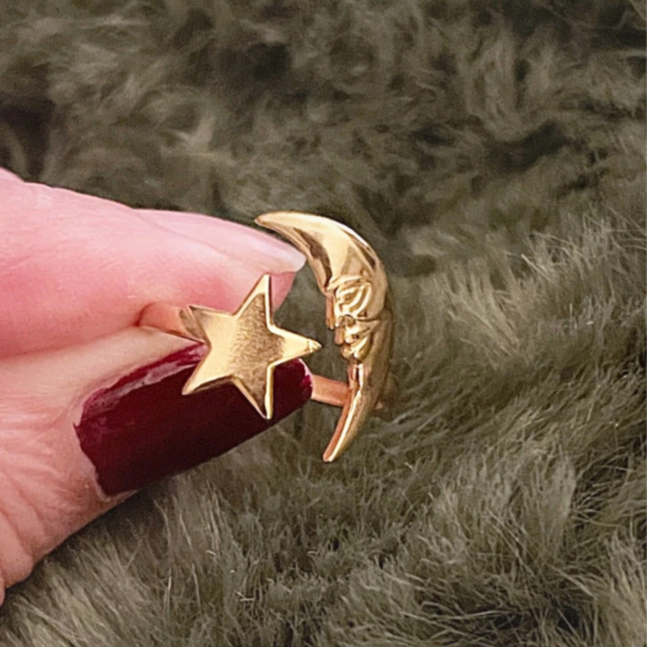 Luna Face & Star Ring | Gold