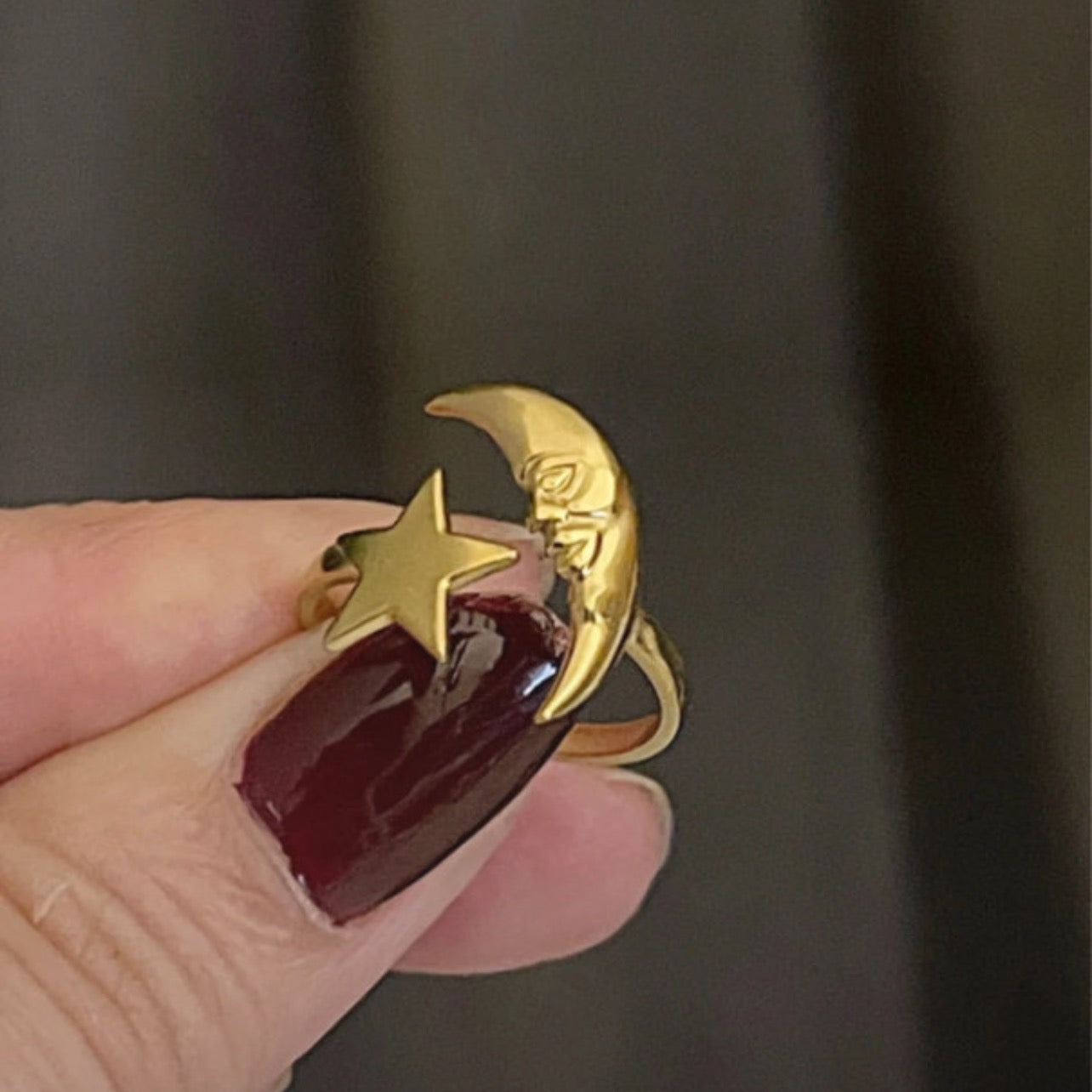 Luna Face & Star Ring | Gold