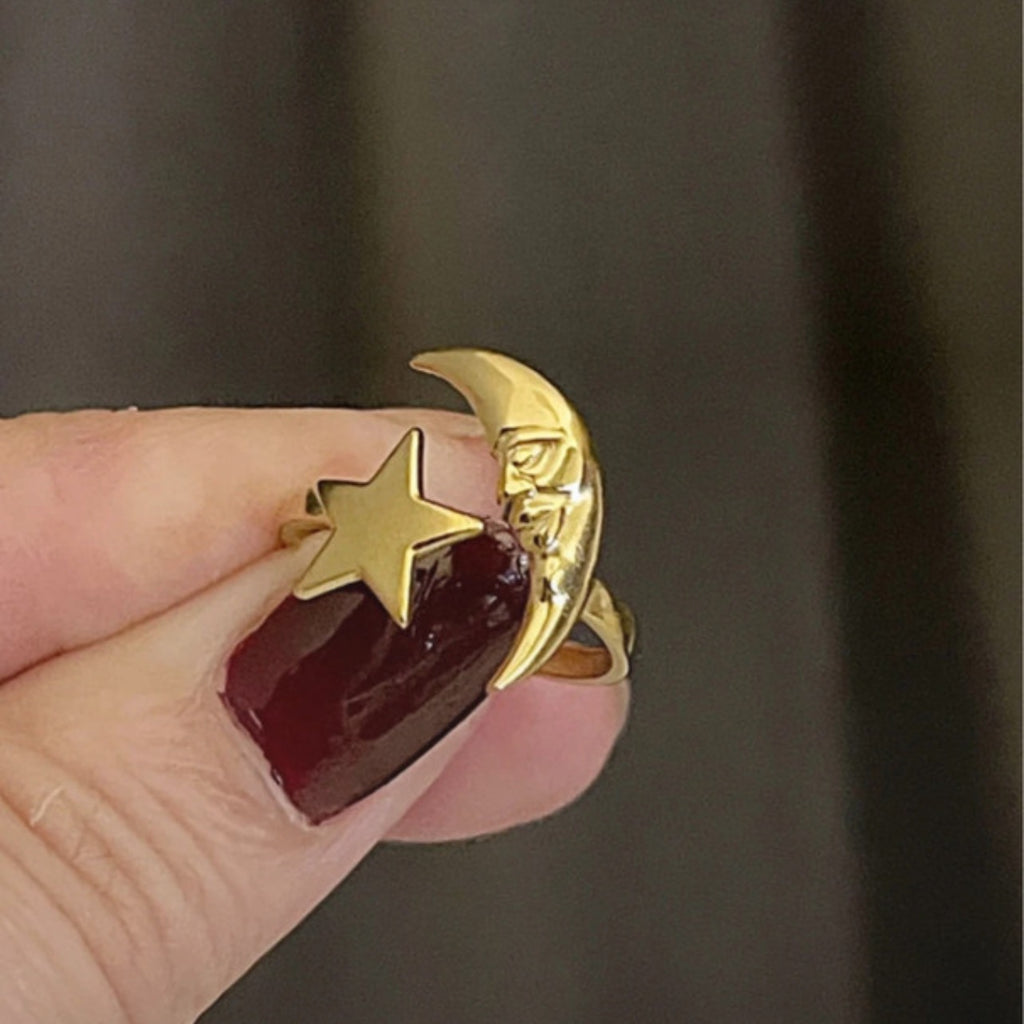 Luna Face & Star Ring | Gold
