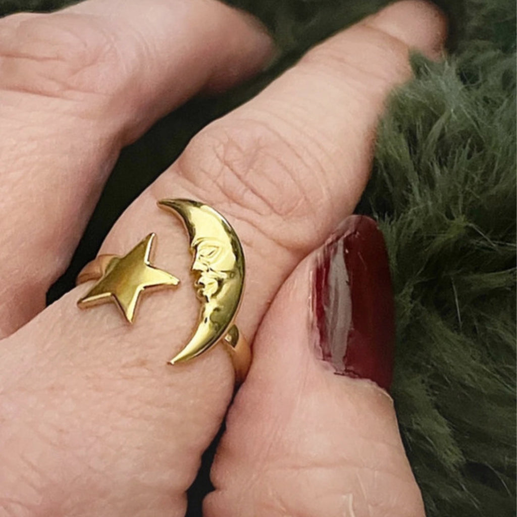 Luna Face & Star Ring | Gold