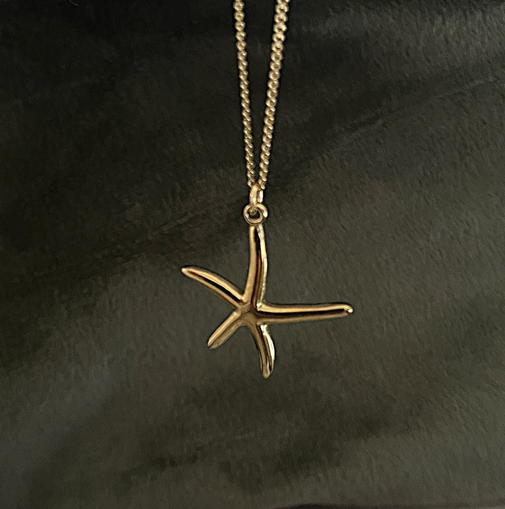 Bohemian Starfish Charm Necklace | Gold