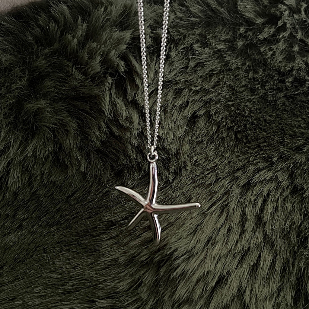 Bohemian Starfish Charm Necklace | Silver