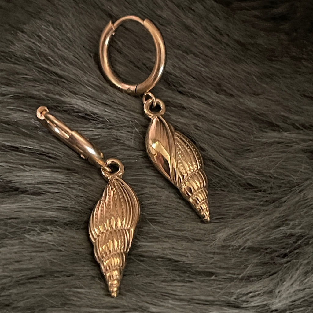 Sea Shell Charm Hoops | Gold