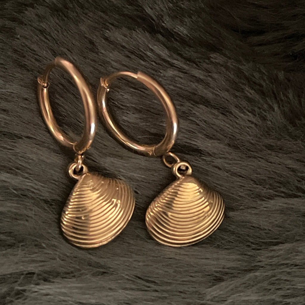 Bohemian Sea Shell Charm Hoops | Gold