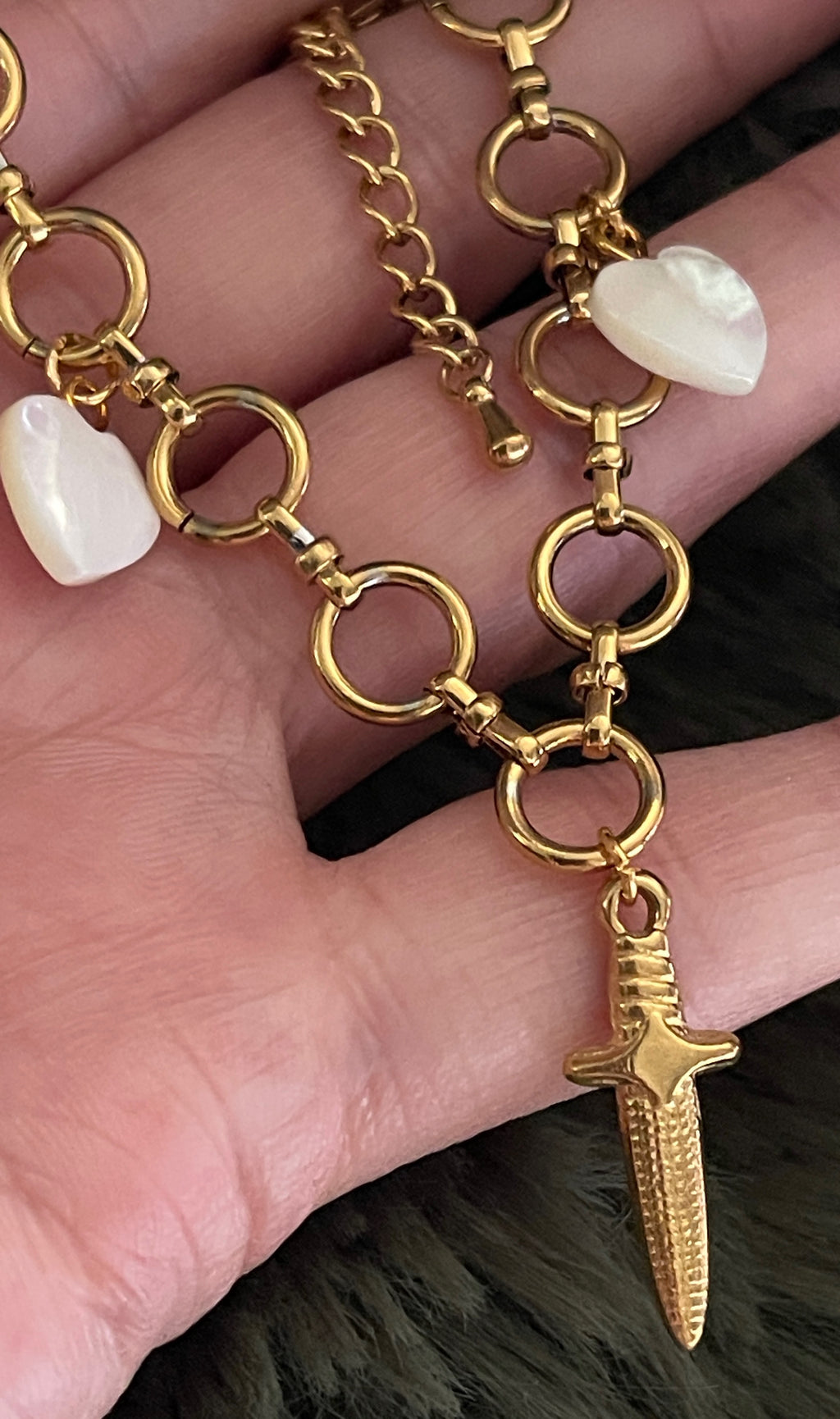 Sovereign Sword & Shell Heart Charm Bracelet | Gold