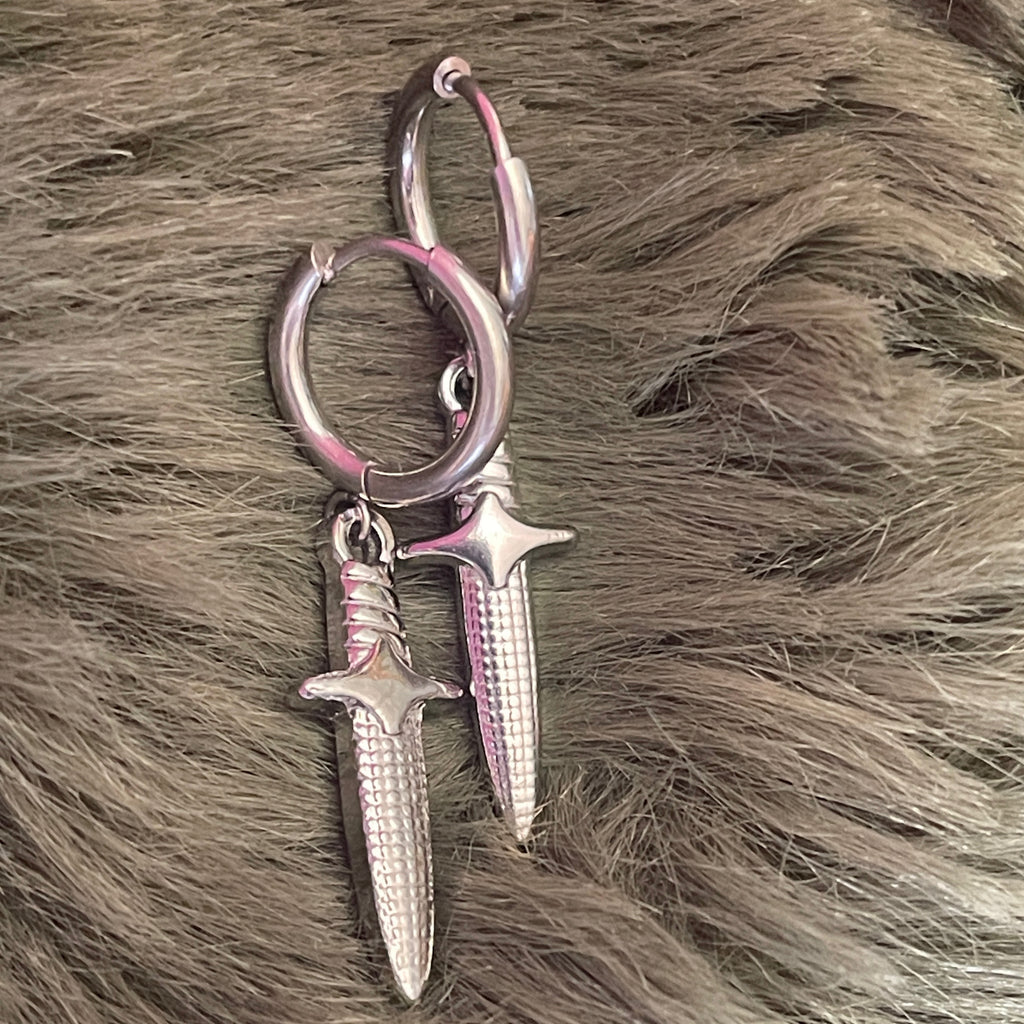 Crypt Dagger Hoops | Silver