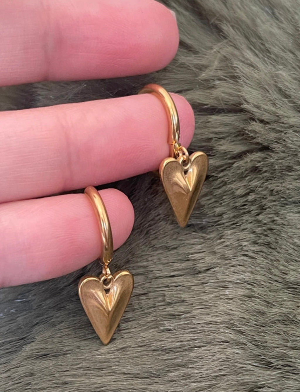 Sentinel Heart Hoops  | Gold