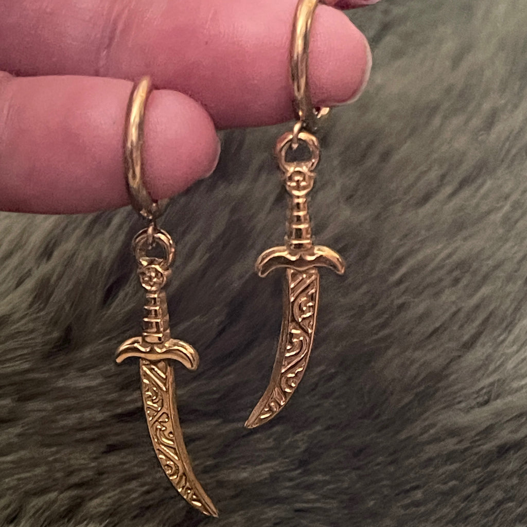Cutlass Hoops | Gold