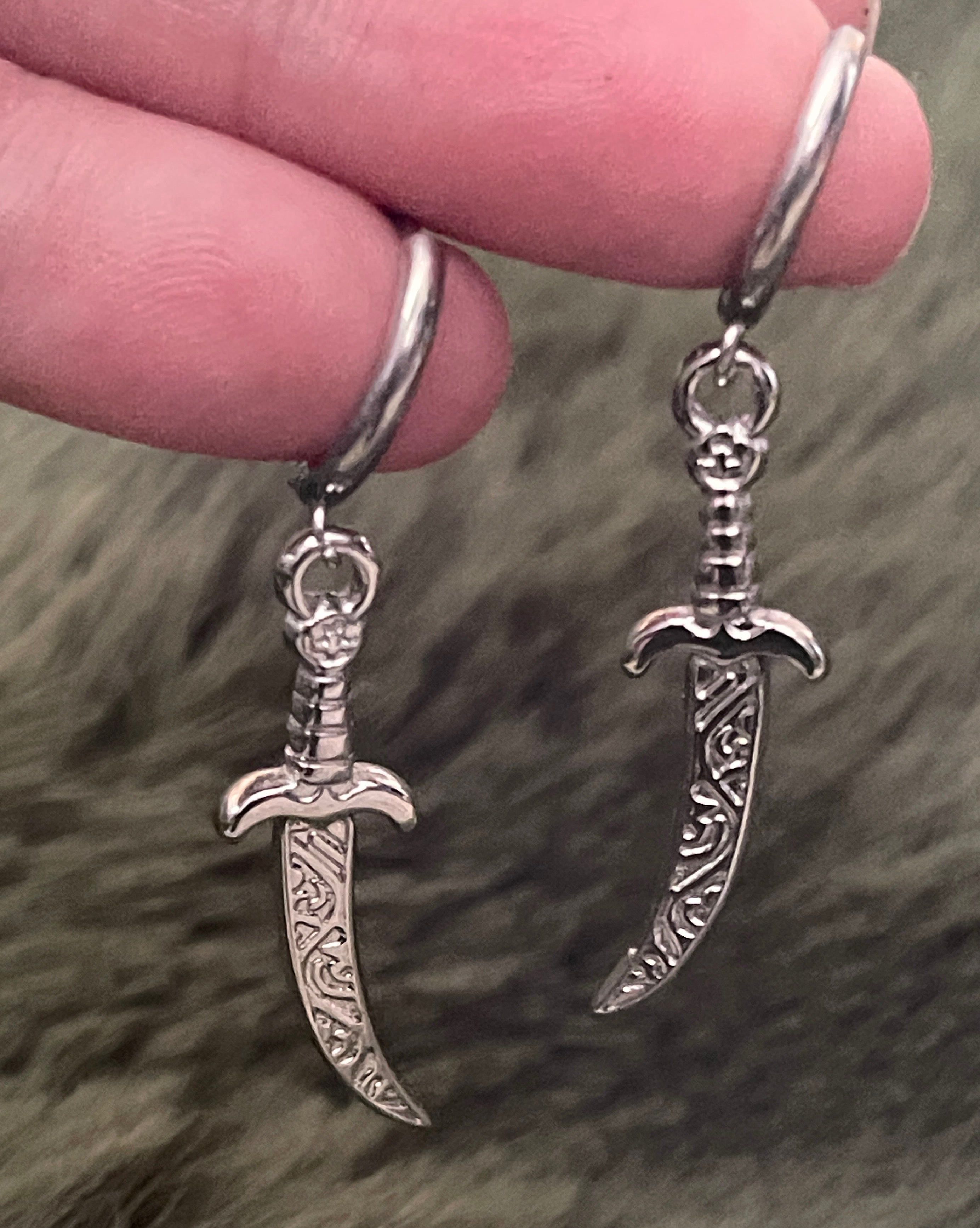 Cutlass Hoops | Silver