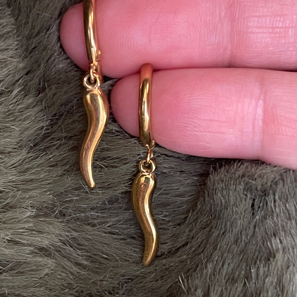 Hot Stuff | Gold