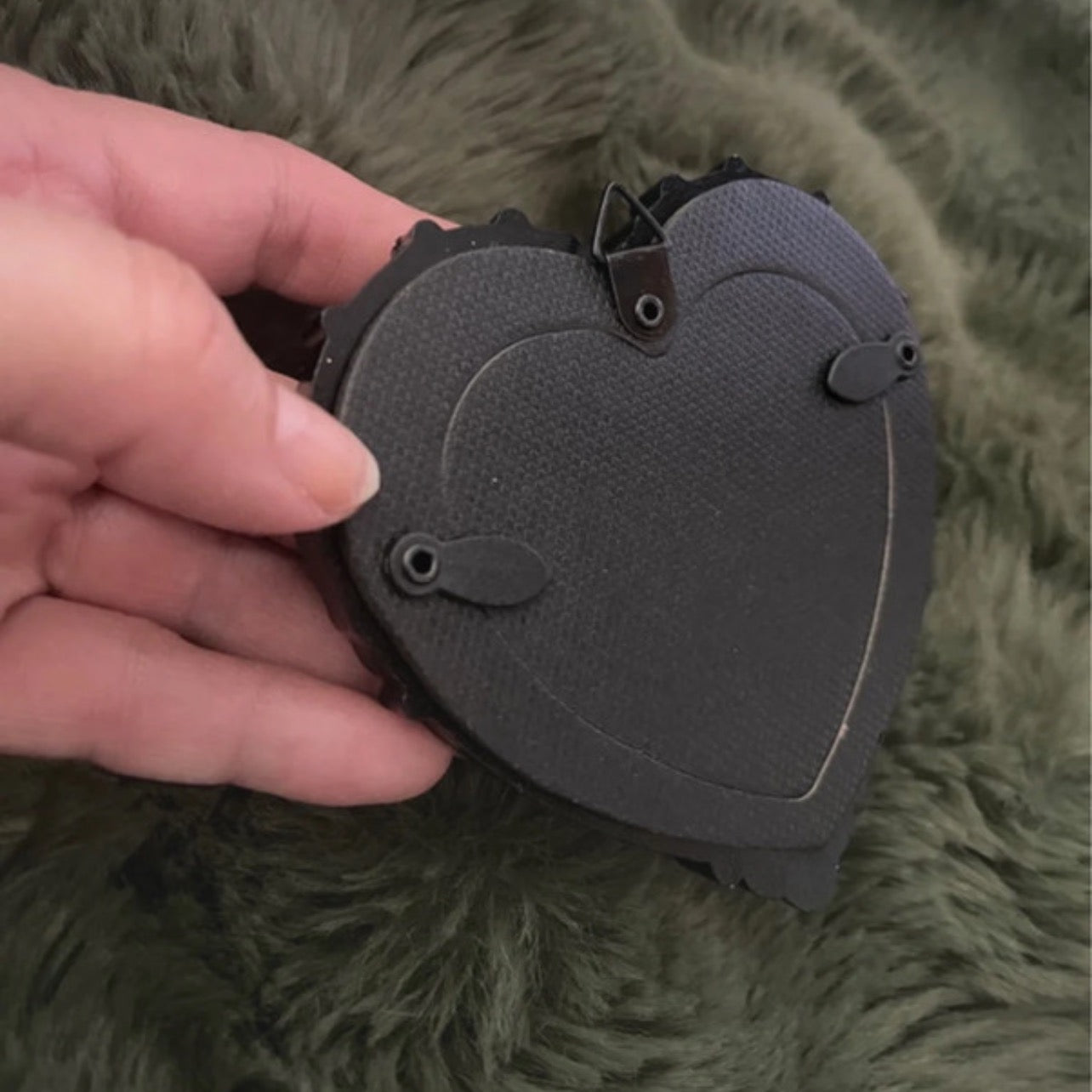 The Keepsake Heart Frame