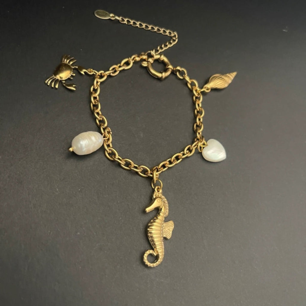 The Ocean Dreamer Charm Bracelet | Gold