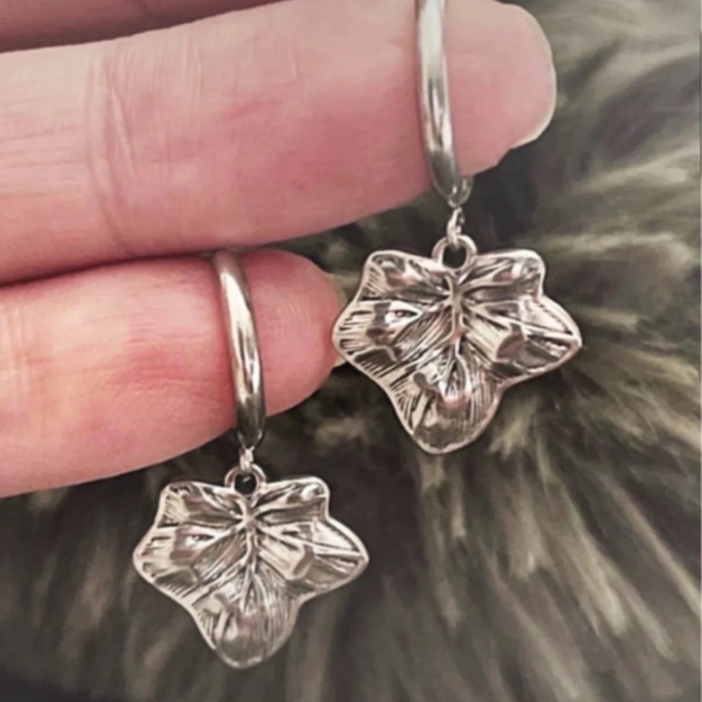 THE IVY LEAF EARRINGS | Silver
