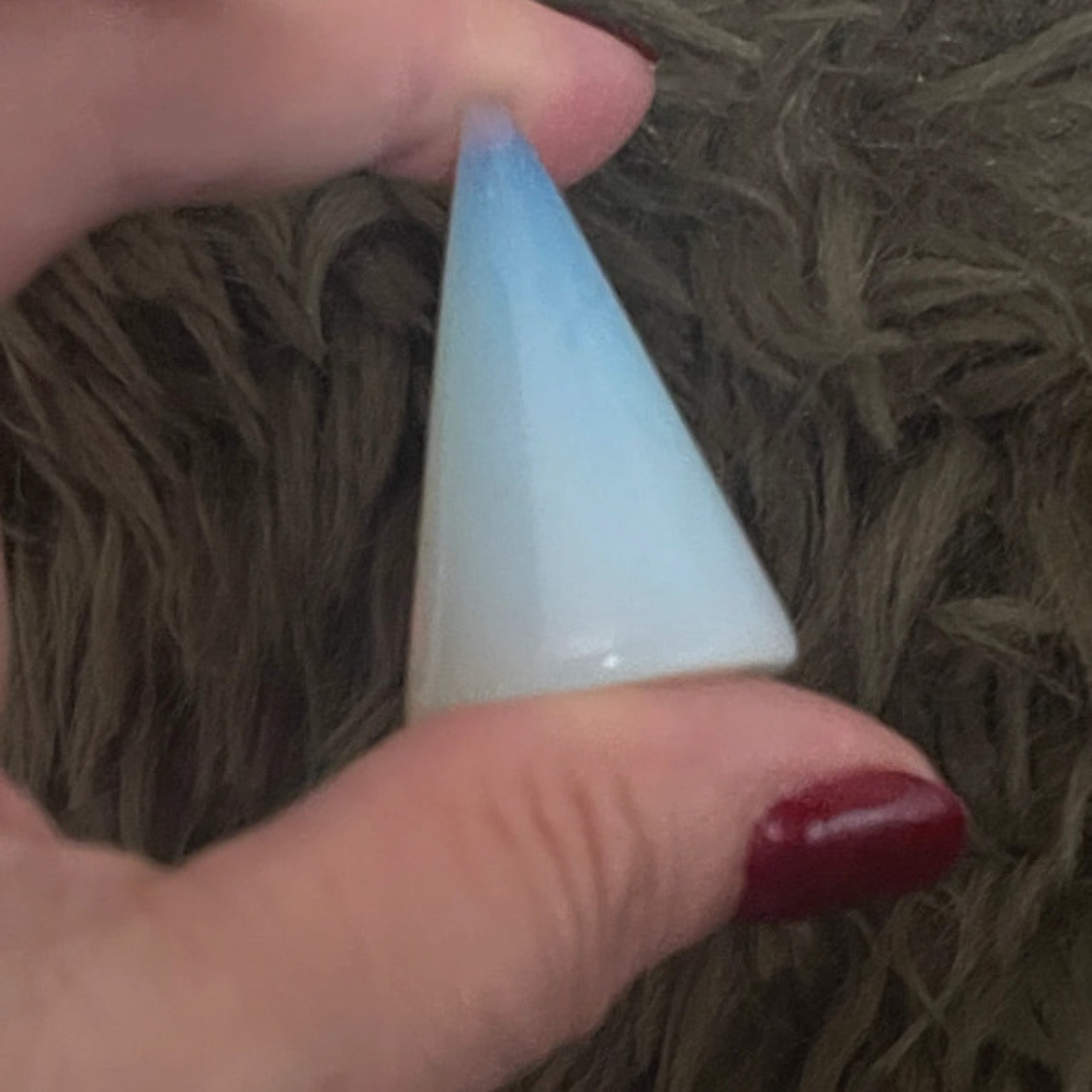 Luminous Opaline Ring Holder