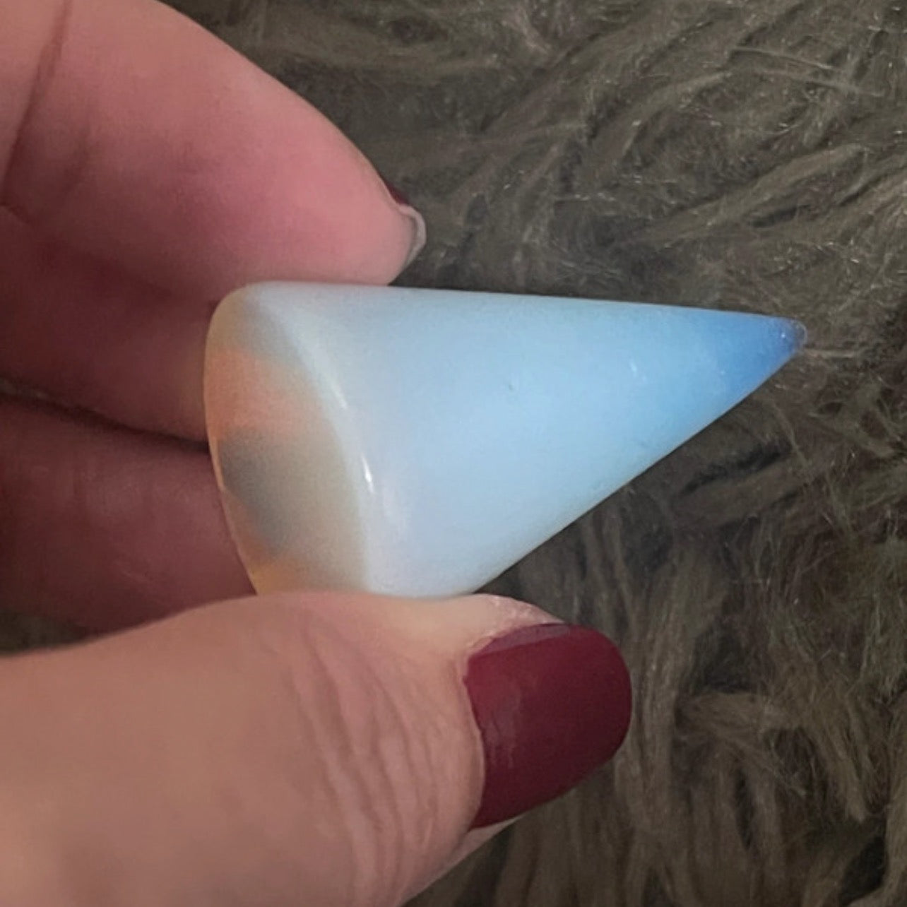Luminous Opaline Ring Holder