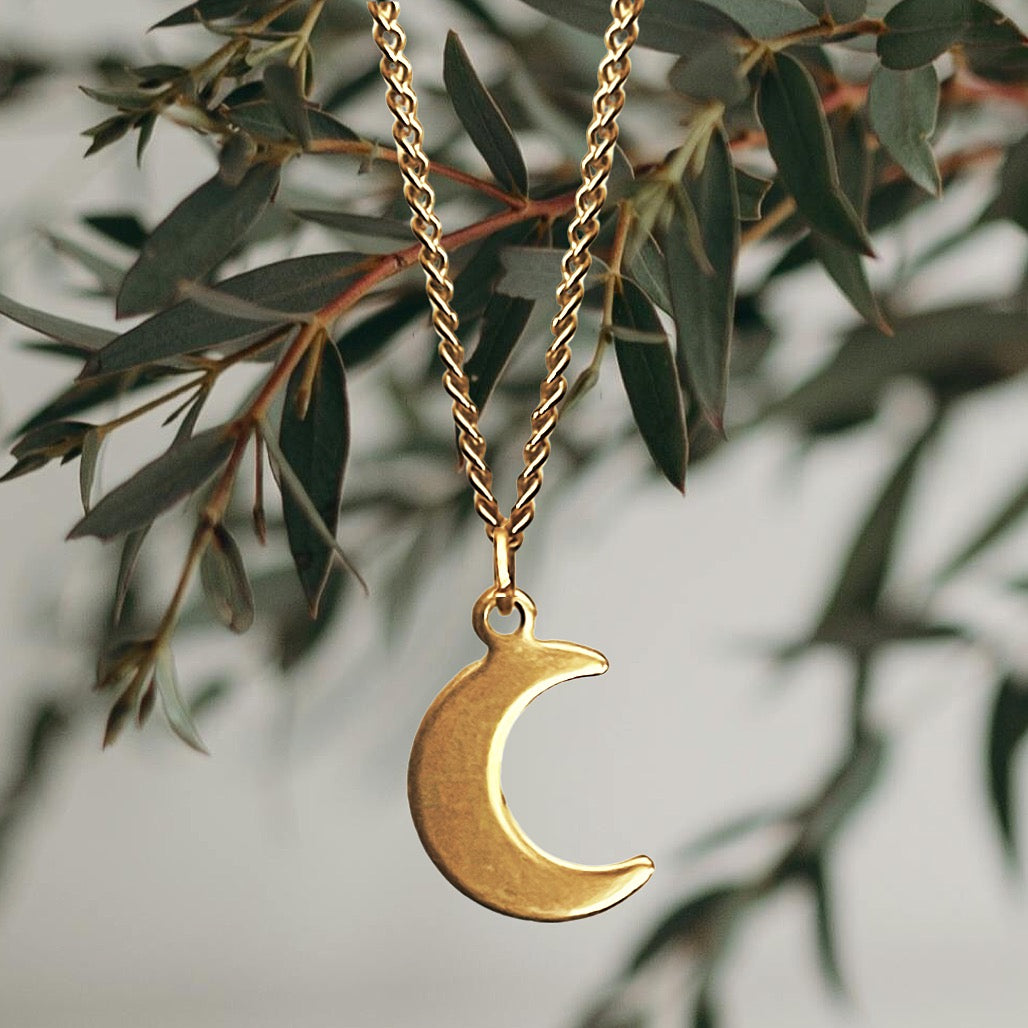 LUNA gold necklace